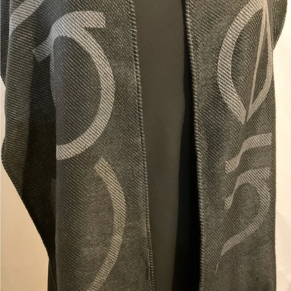 Calvin Klein Scarf Black Gray 70” x 20” Fringe Unisex